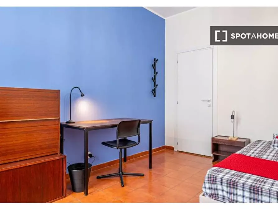 Immagine 3 di Camera condivisa in affitto  in Via Carolina Invernizio a Milano