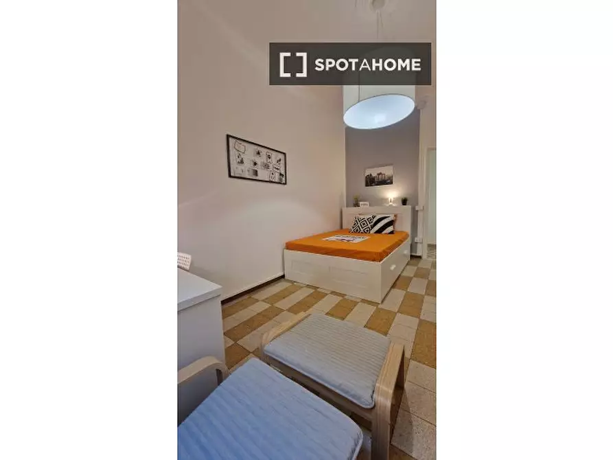 Immagine 6 di Camera condivisa in affitto  in Viale Angelico a Roma