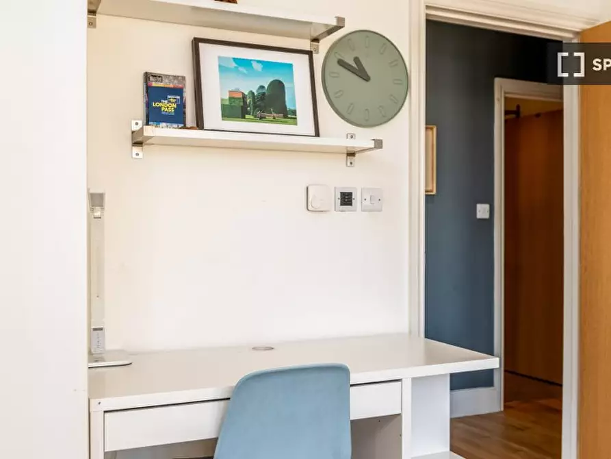 Immagine 8 di Appartamento in affitto  in Battersea Park Road a Wandsworth