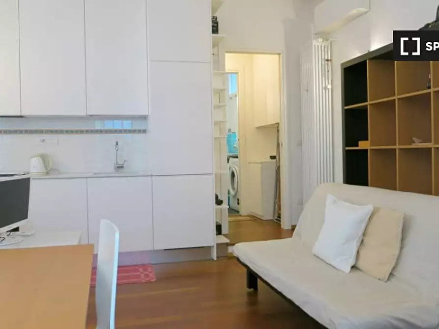 Immagine 6 di Appartamento in affitto  in Via Giambellino a Milano