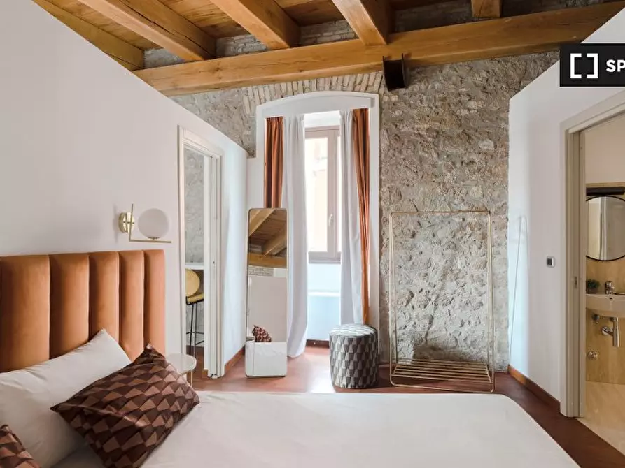 Immagine 18 di Appartamento in affitto  in Via del Collegio Capranica a Roma