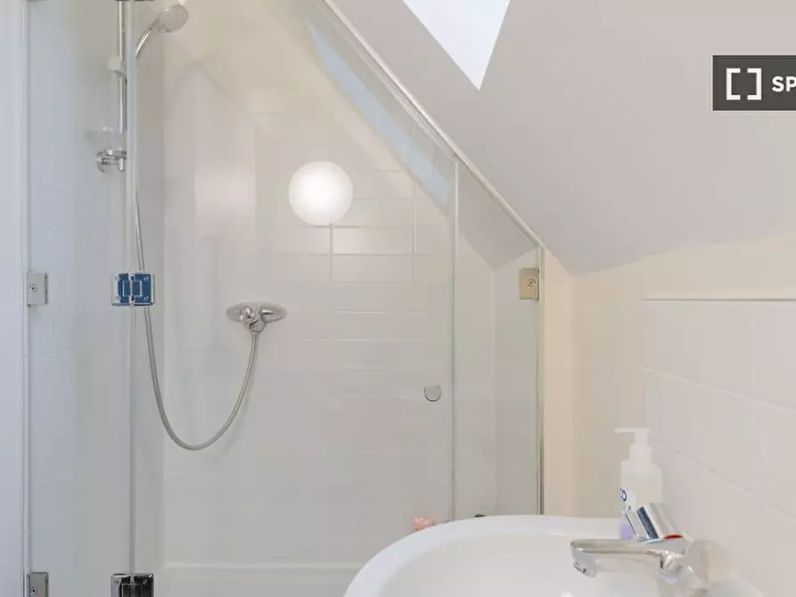 Immagine 19 di Appartamento in affitto  in flat a Poplar