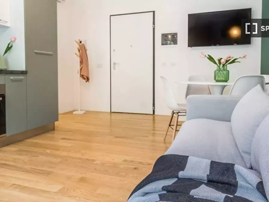 Immagine 2 di Appartamento in affitto  in Viale Paolo Onorato Vigliani a Milano