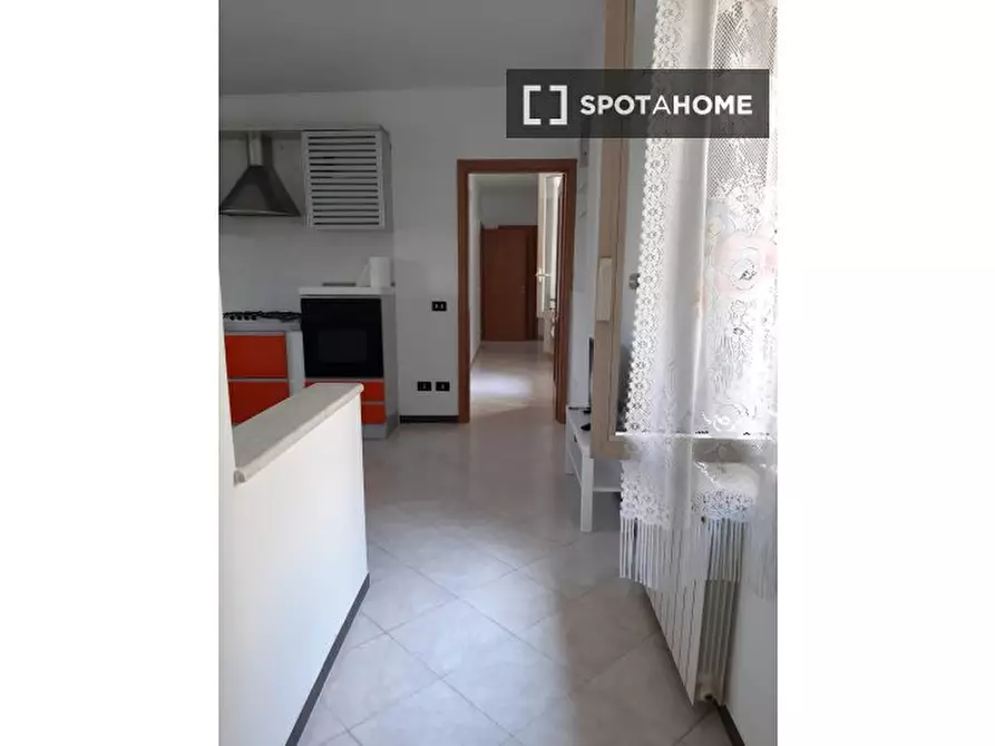 Immagine 10 di Appartamento in affitto  in Via Cassano a Napoli