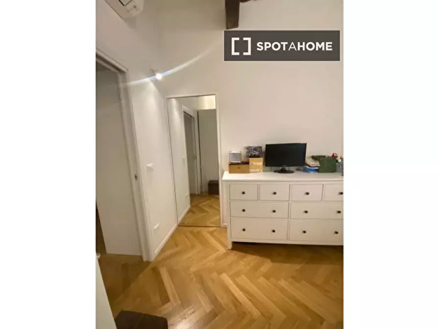 Immagine 4 di Appartamento in affitto  in Via Santo Stefano a Bologna