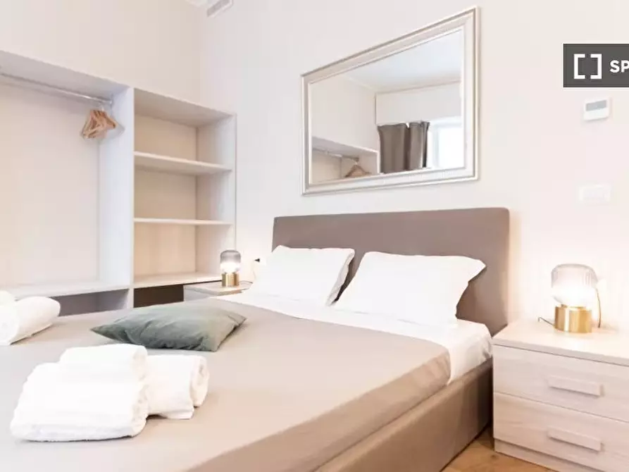 Immagine 5 di Appartamento in affitto  in Via Santa Maria Valle a Milano