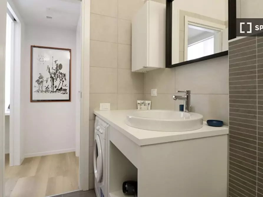 Immagine 10 di Appartamento in affitto  in Via Piero della Francesca a Milano