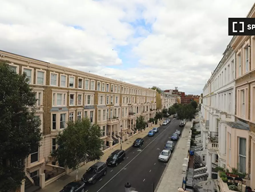 Immagine 13 di Appartamento in affitto  in Nevern Rd a Kensington