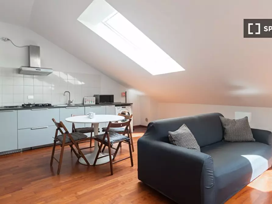 Immagine 4 di Appartamento in affitto  in Via Ascanio Sforza a Milano