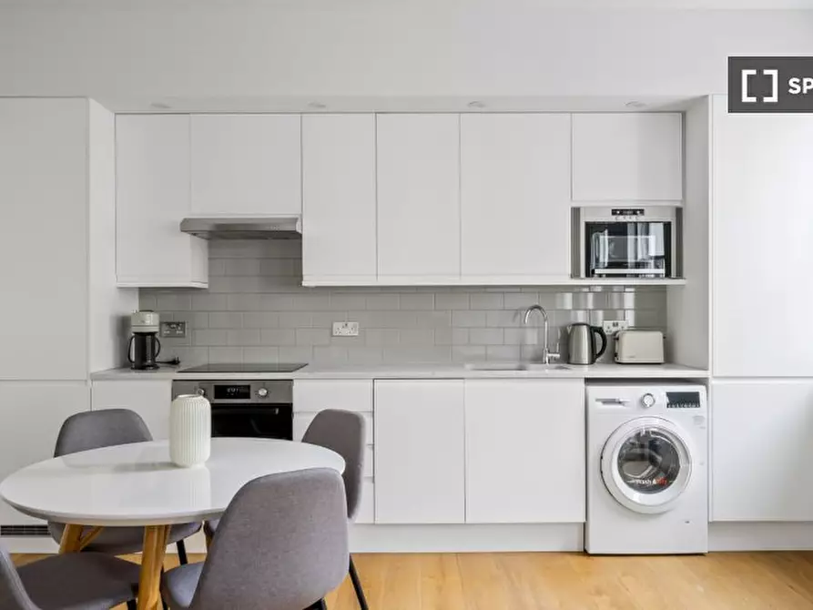 Immagine 7 di Appartamento in affitto  in Lower Marsh a Camberwell