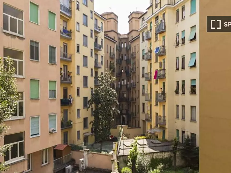 Immagine 13 di Camera condivisa in affitto  in Via Tarquinio Prisco a Milano