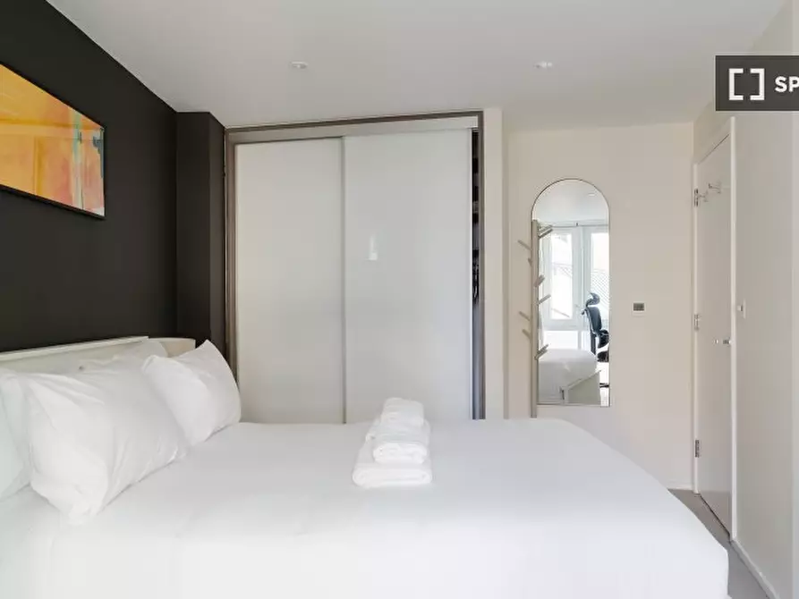 Immagine 16 di Appartamento in affitto  in Broomhill Road a Wandsworth