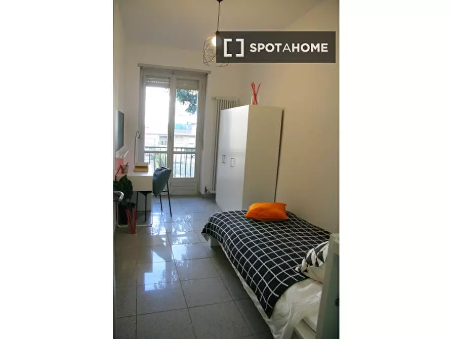Immagine 5 di Camera condivisa in affitto  in Corso Dante a Torino