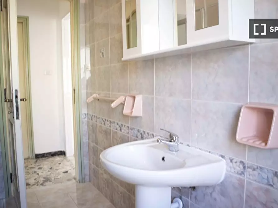 Immagine 12 di Camera condivisa in affitto  in Via Ariosto n a Cagliari