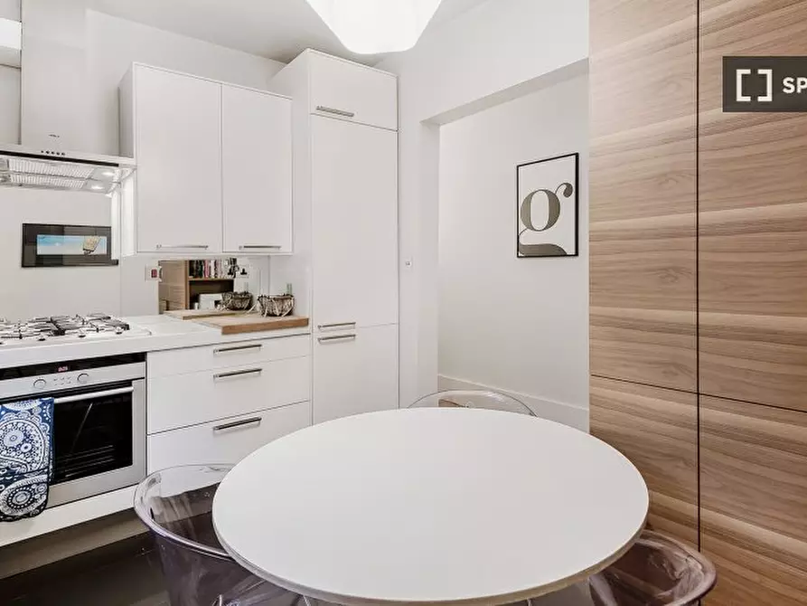Immagine 13 di Appartamento in affitto  in Beaufort Mansions a Kensington