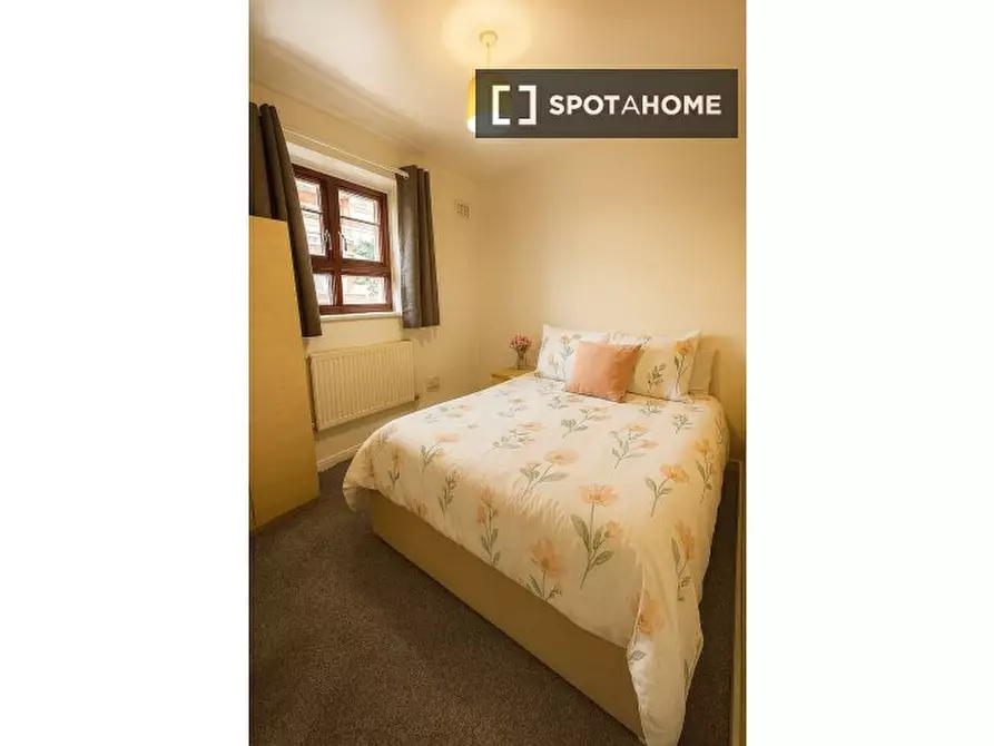 Immagine 2 di Camera condivisa in affitto  in Poynders Gardens a Lambeth