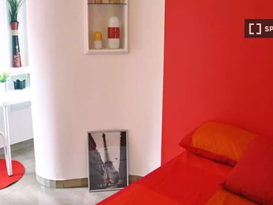 Immagine 10 di Camera condivisa in affitto  in Via Plinio a Milano