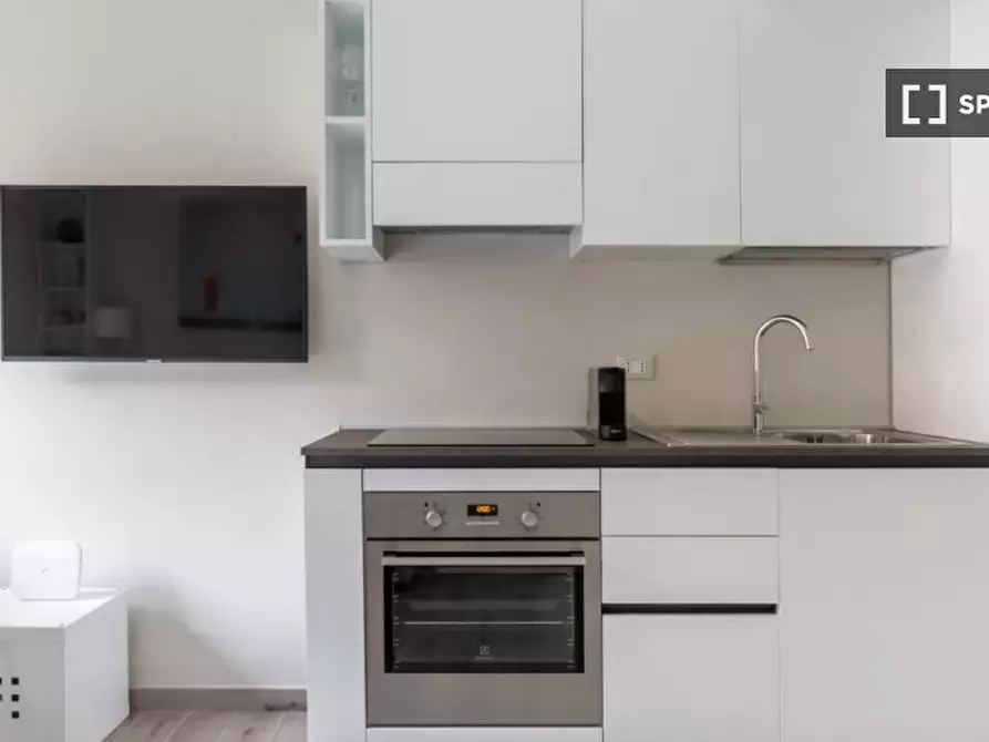 Immagine 6 di Ufficio in affitto  in Via Bartolomeo Panizza a Milano