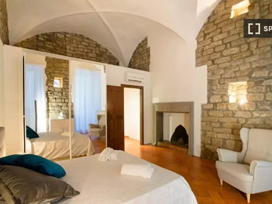 Immagine 7 di Appartamento in affitto  in Borgo Santi Apostoli a Firenze