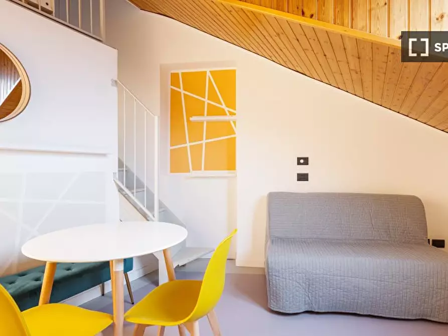 Immagine 3 di Ufficio in affitto  in Corso Magenta a Milano