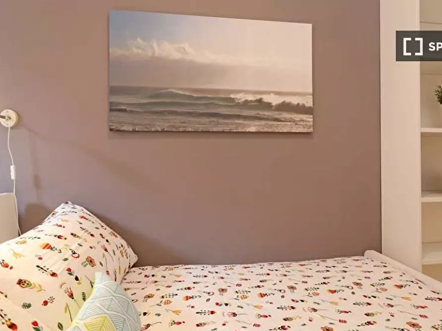 Immagine 7 di Camera condivisa in affitto  in Via dei Giornalisti a Roma