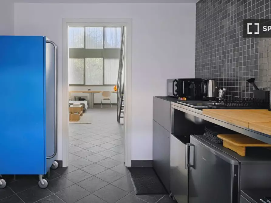 Immagine 5 di Appartamento in affitto  in Via Scaldasole a Milano