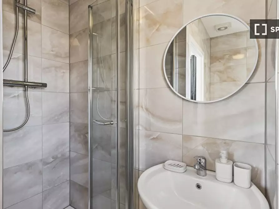Immagine 5 di Appartamento in affitto  in Fairclough Cl a Southall
