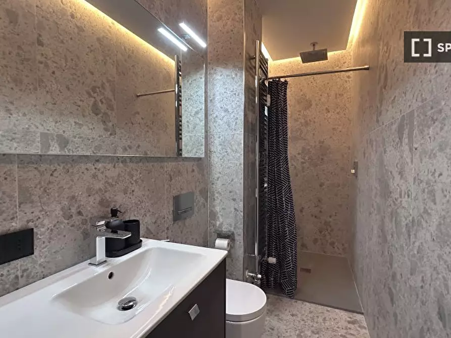 Immagine 13 di Appartamento in affitto  in Via Tavazzano a Milano