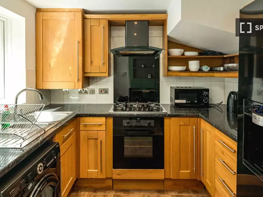 Immagine 6 di Appartamento in affitto  in Redford Cl a Hounslow