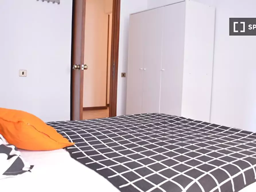 Immagine 18 di Camera condivisa in affitto  in Via Tigelliob a Cagliari