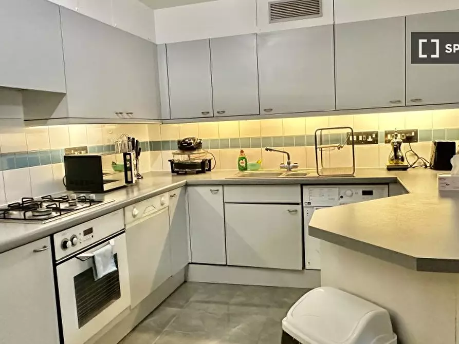 Immagine 11 di Appartamento in affitto  in Kensington Gardens Square a Paddington