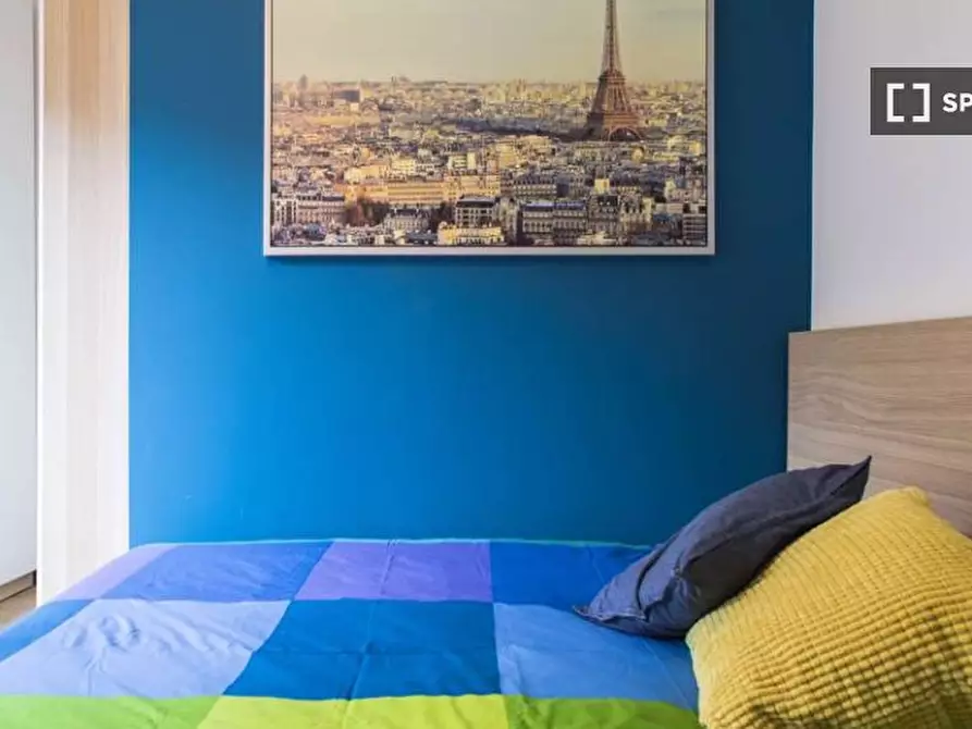 Immagine 3 di Camera condivisa in affitto  in Viale Carlo Espinasse Milan a Milano