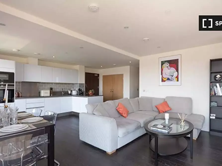 Immagine 14 di Appartamento in affitto  in flat a Greenwich