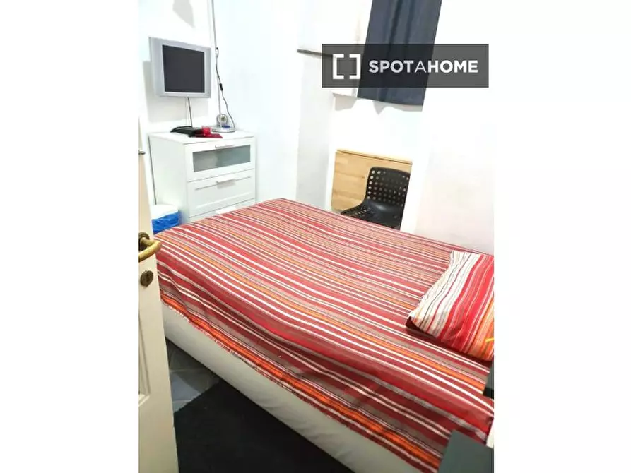 Immagine 10 di Appartamento in affitto  in Via Berengario a Roma