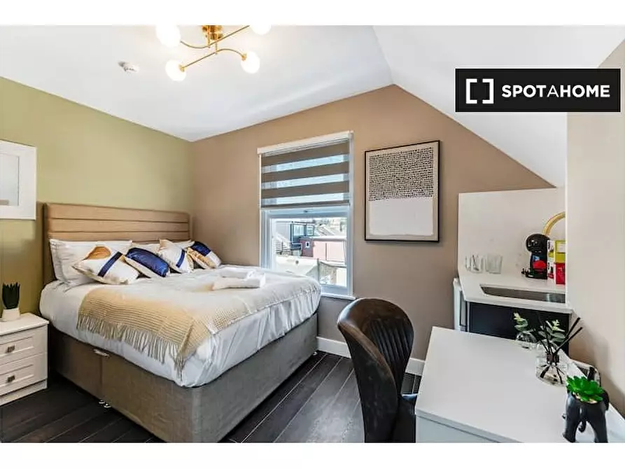 Immagine 7 di Ufficio in affitto  in High Rd a Tottenham