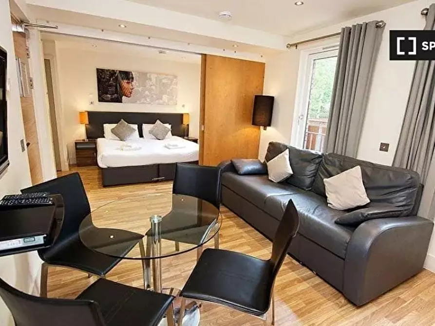 Immagine 3 di Appartamento in affitto  in Brandfield St a Inverleith, New Town and Fountainbridge