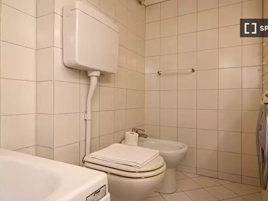 Immagine 13 di Appartamento in affitto  in Via de' Falegnami a Bologna