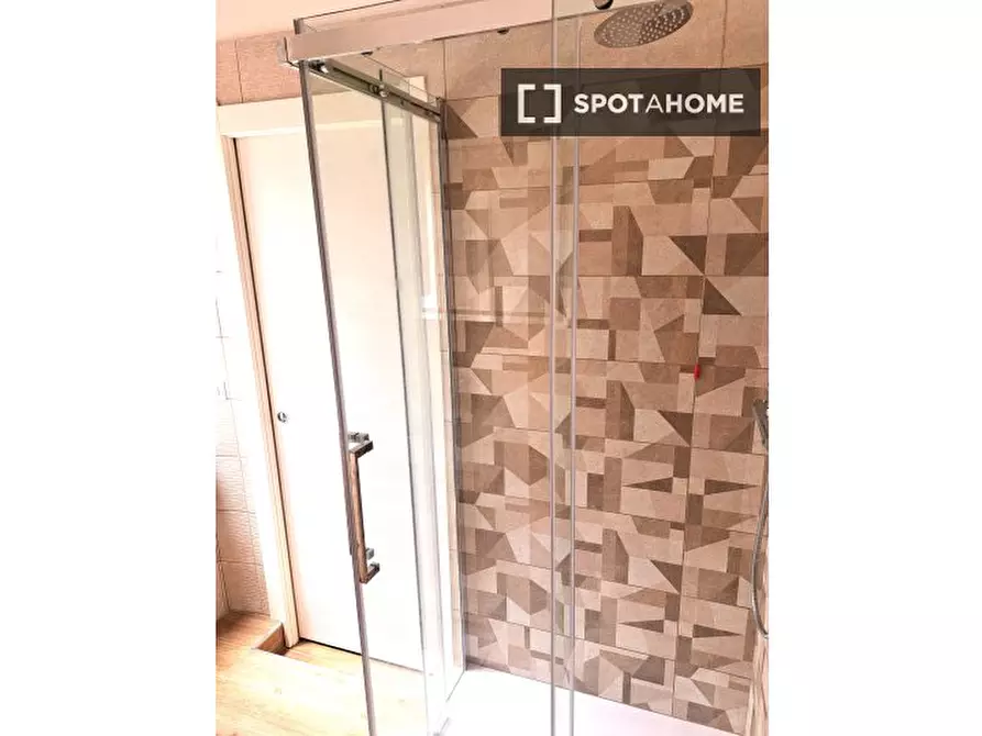 Immagine 15 di Appartamento in affitto  in Via Appia Nuova a Roma