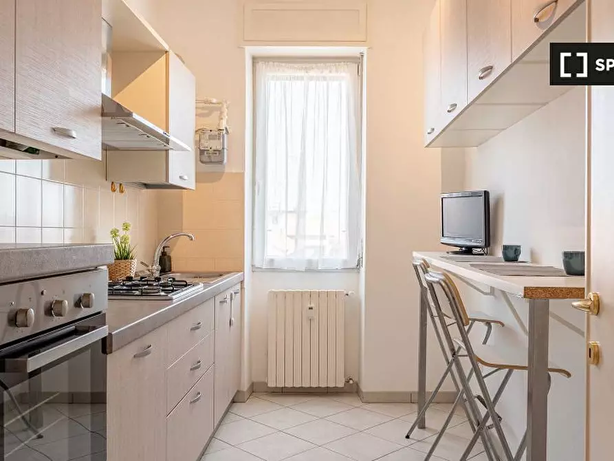 Immagine 7 di Camera condivisa in affitto  in Via Arcivescovo Romilli a Milano