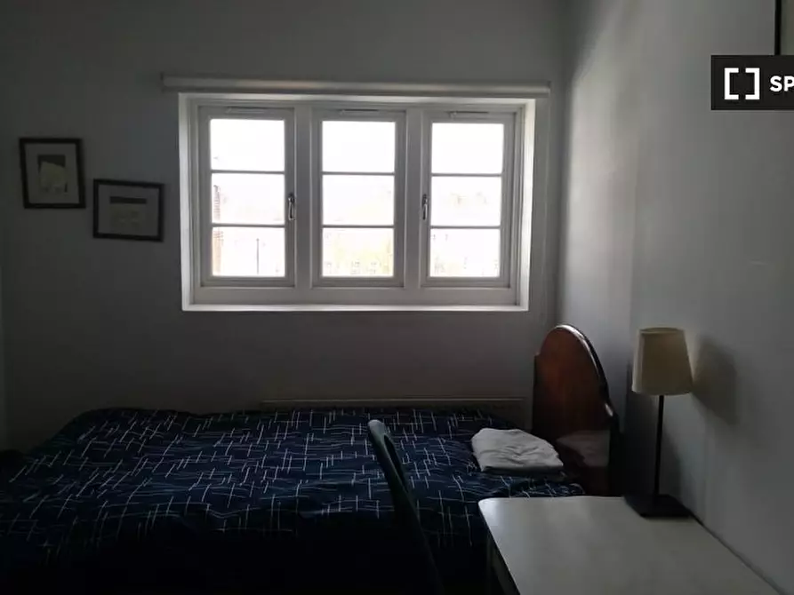 Immagine 3 di Camera condivisa in affitto  in Aylmer Rd a Barnet