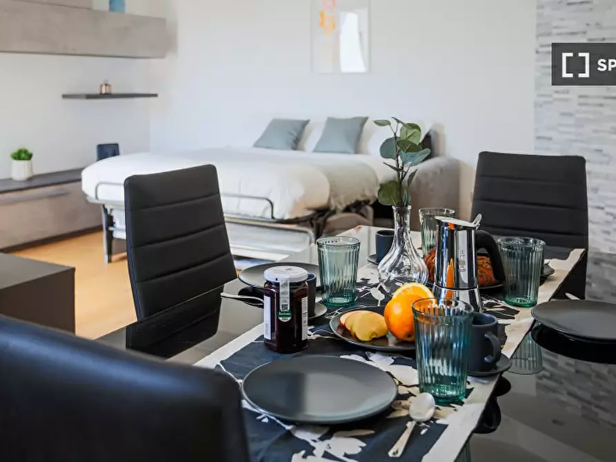 Immagine 15 di Appartamento in affitto  in Via Giovanni Battista Pergolesi a Milano