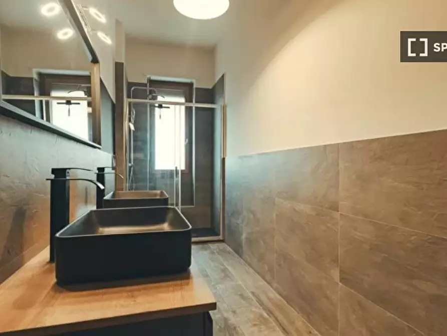 Immagine 5 di Appartamento in affitto  in Via Montebello a Torino