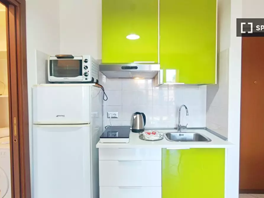 Immagine 3 di Ufficio in affitto  in Via Luigi Manzotti a Milano