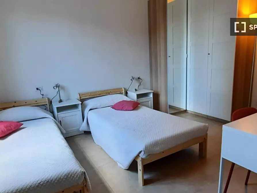 Immagine 11 di Camera condivisa in affitto  in Via Enrico Forlanini a Firenze