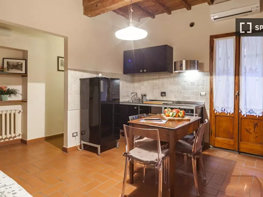 Immagine 4 di Appartamento in affitto  in Via Dante Alighieri a Firenze