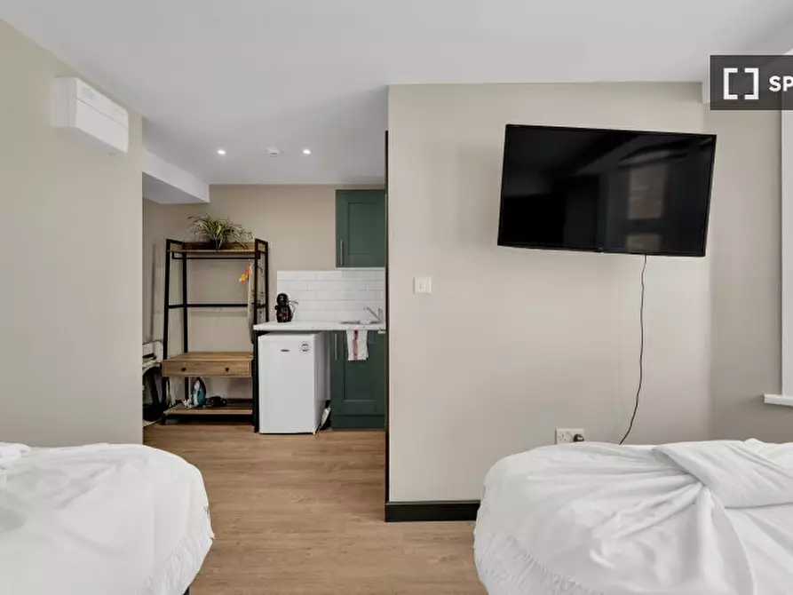 Immagine 8 di Ufficio in affitto  in flat b a Hackney