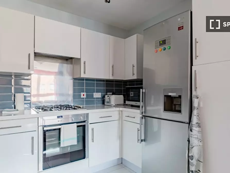 Immagine 3 di Appartamento in affitto  in flat a Poplar