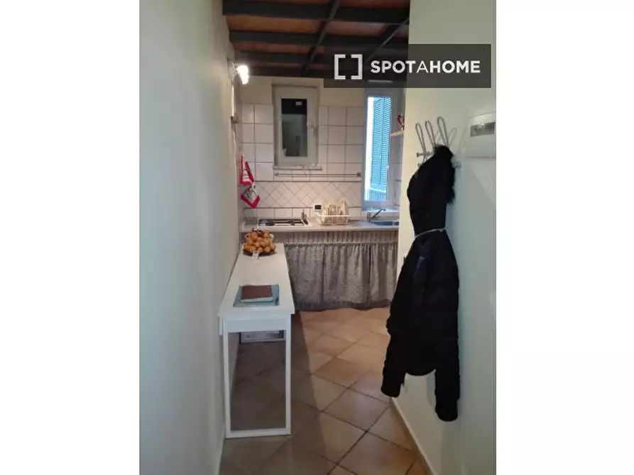 Immagine 9 di Ufficio in affitto  in Via del Carmine a Napoli