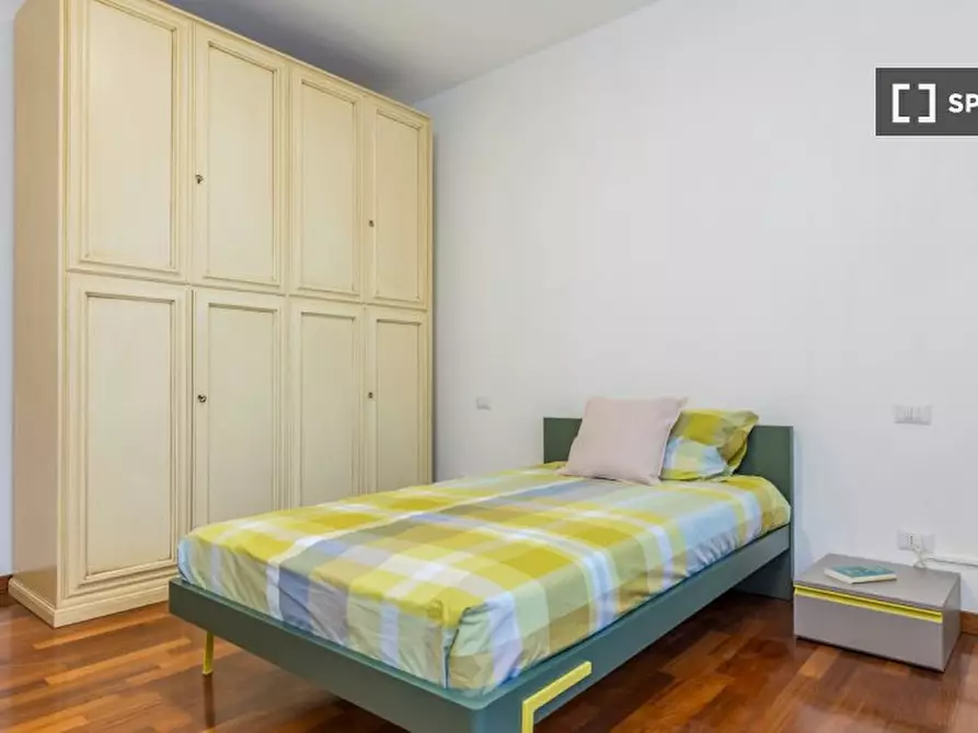 Immagine 2 di Camera condivisa in affitto  in Guido Guarini Matteucci a Milano