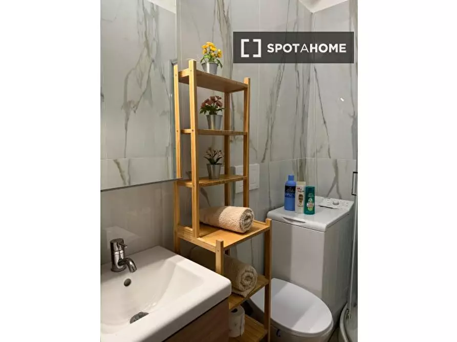 Immagine 7 di Ufficio in affitto  in Via Attilio Momigliano a Milano